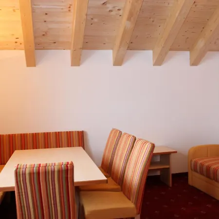Haflingerhof Aparthotel Fiss